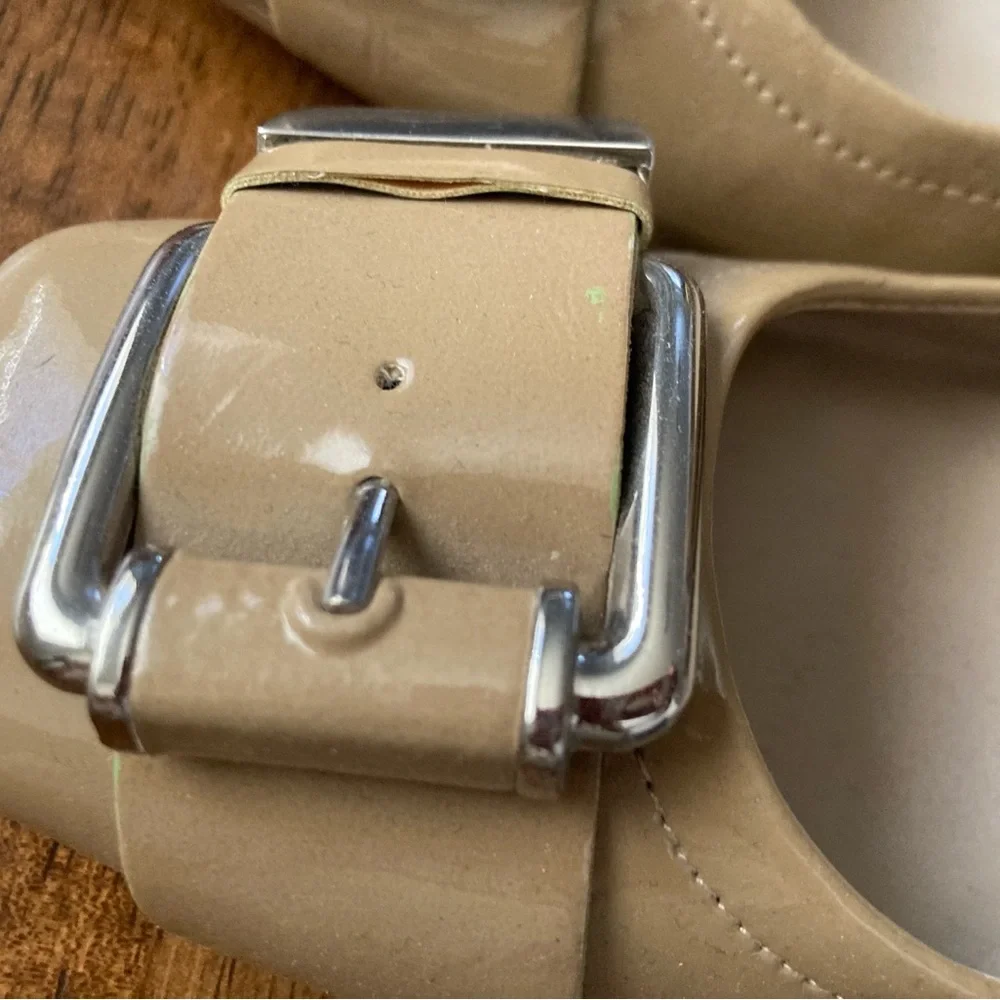 Tahari Patent Pumps - Picture 11 of 16